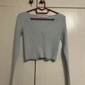 Bershka top bluza