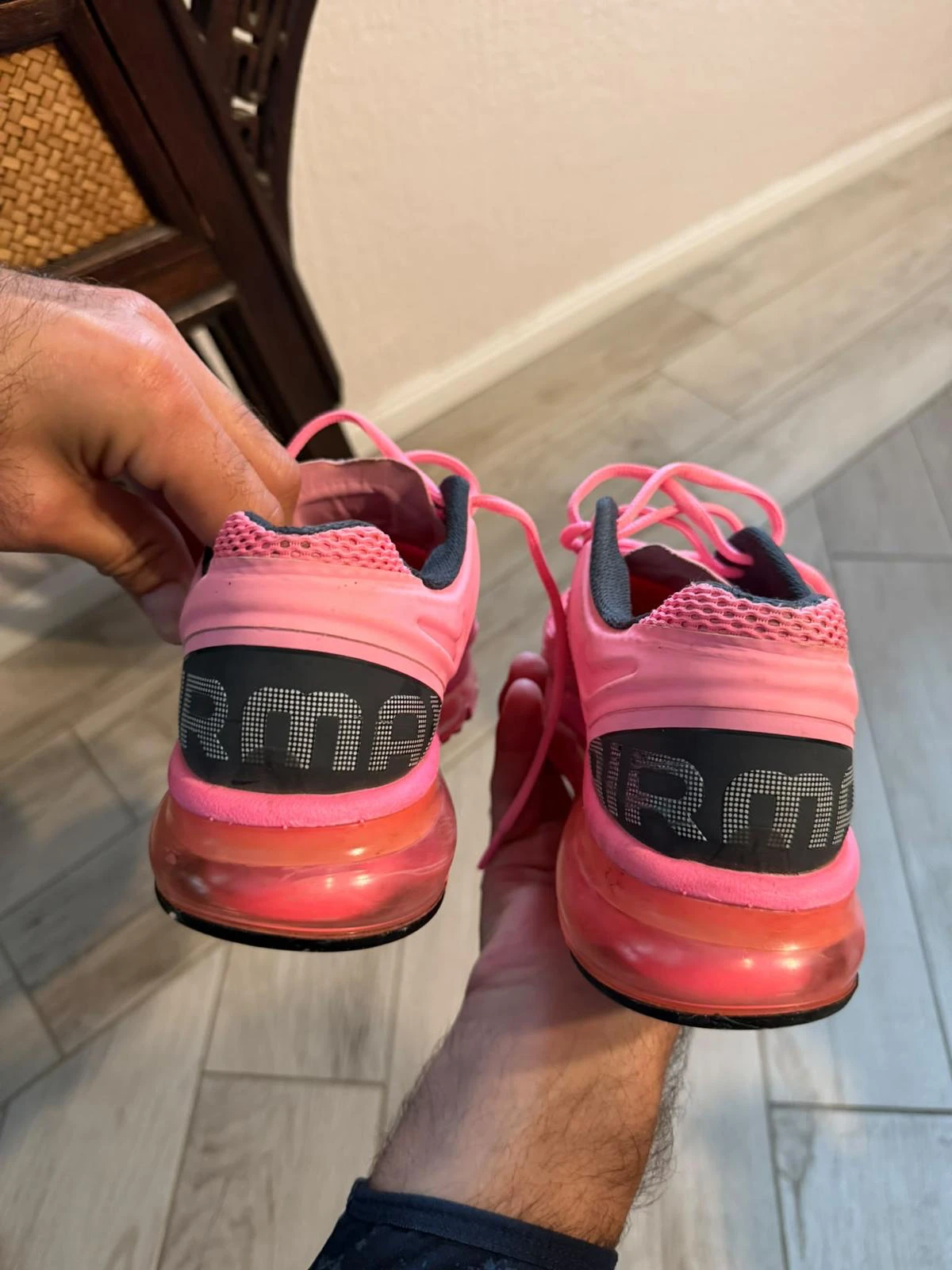 Nike air max+