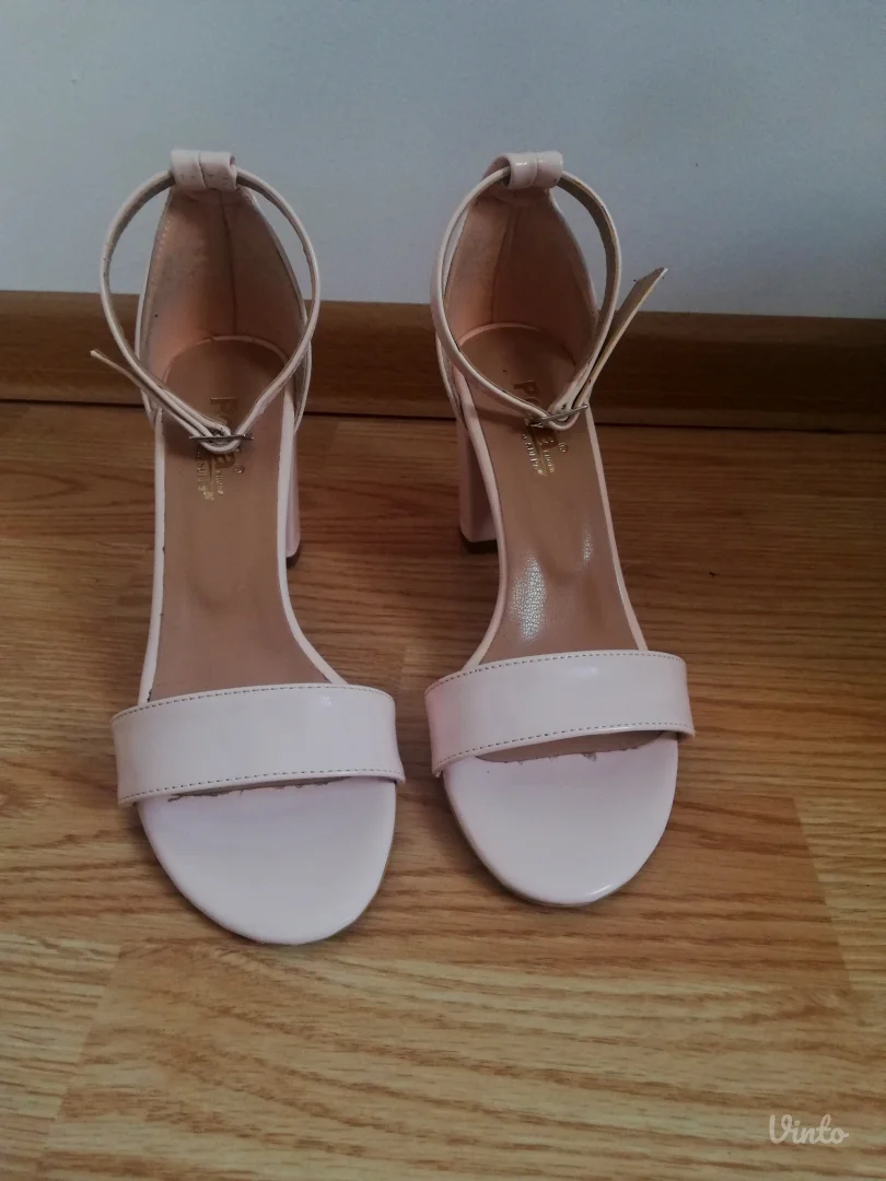 Sandale-puder roze 38 broj