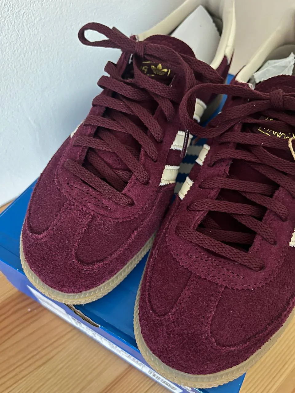 Adidas spezial bordo patike sa etiketom