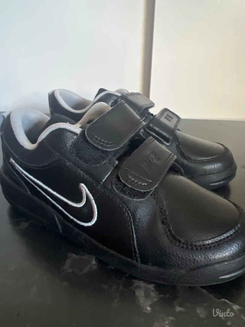 Nike kožne dečije patike