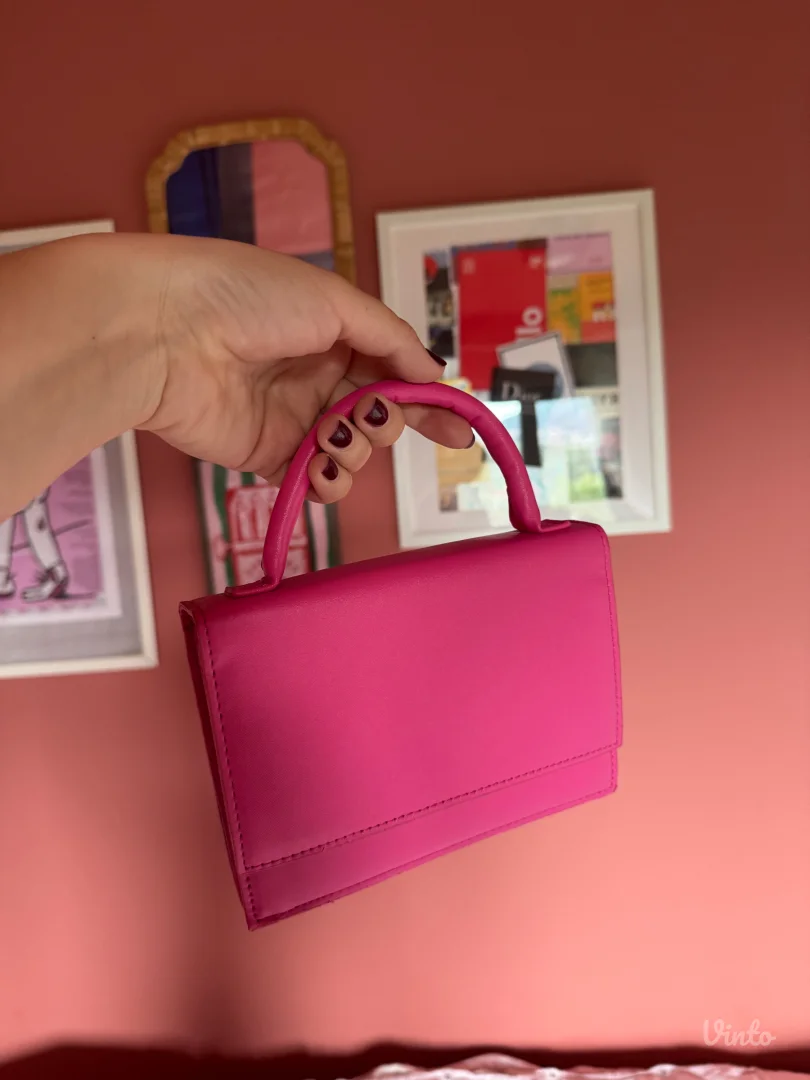 Pink torbica
