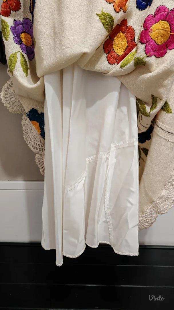 Vintage suknja sa podsuknjom cvetna