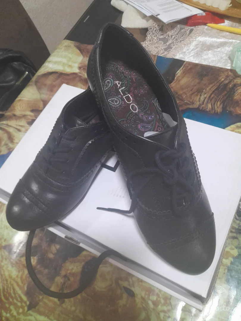 Kozne cipele Aldo br 37