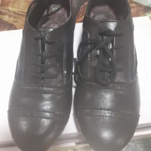 Kozne cipele Aldo br 37