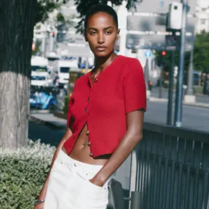 H&M dzemper sa etiketom