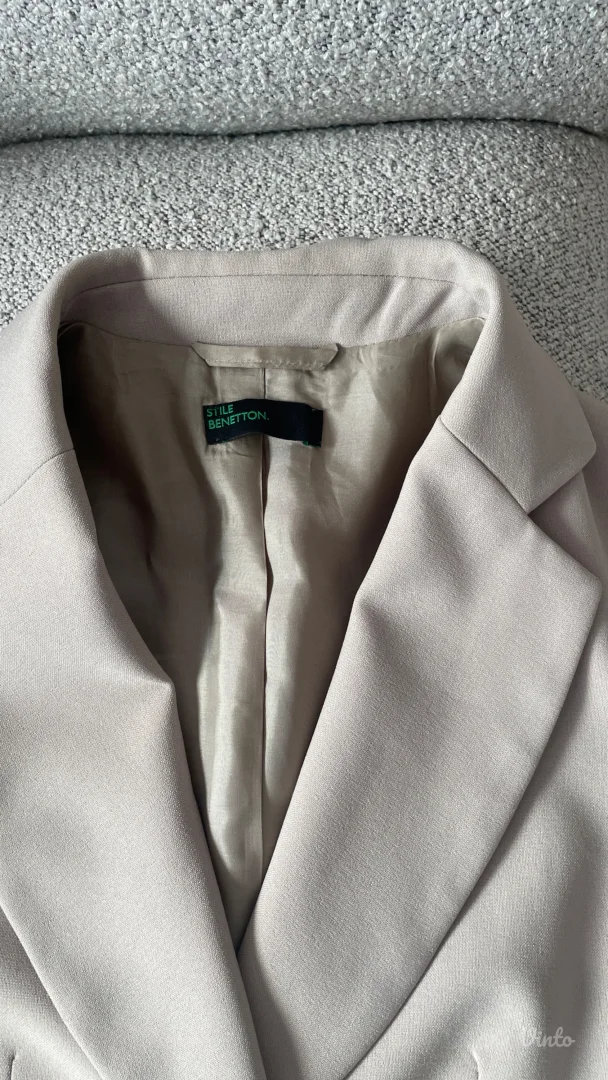 Benetton bež sako