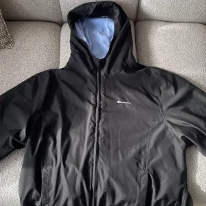 Champion jakna sa dva lica