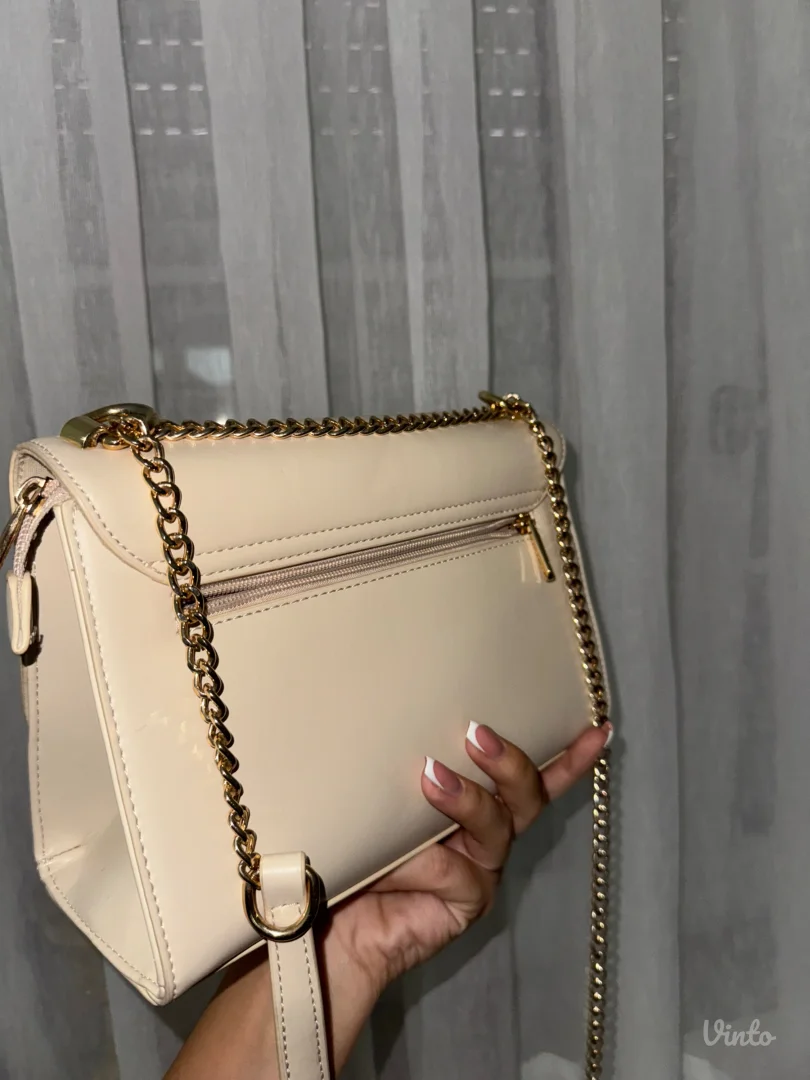 elegantna bež torbica