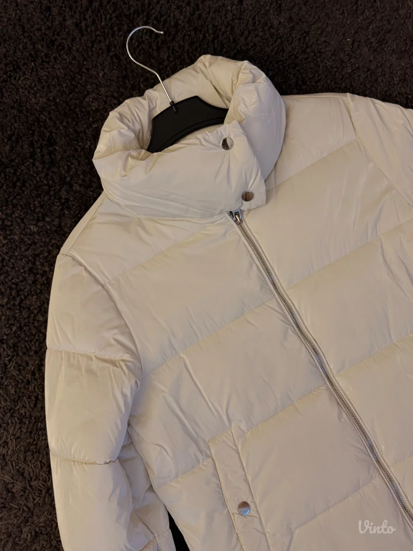 Stradivarius zimska jakna