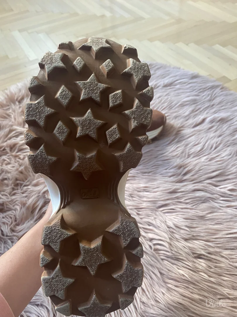 Nove Aeropostale patike