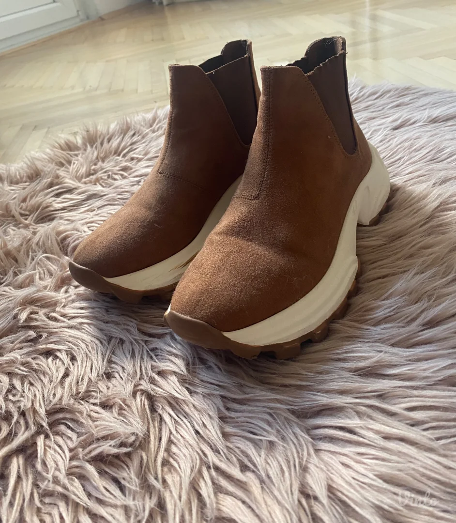 Nove Aeropostale patike