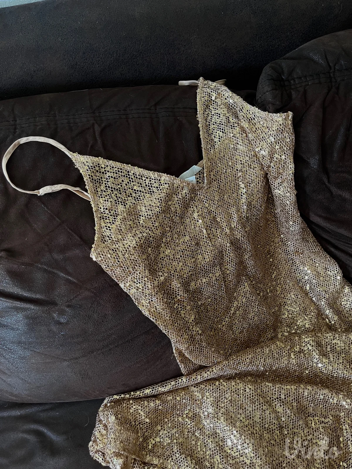 H&M zlatna haljina