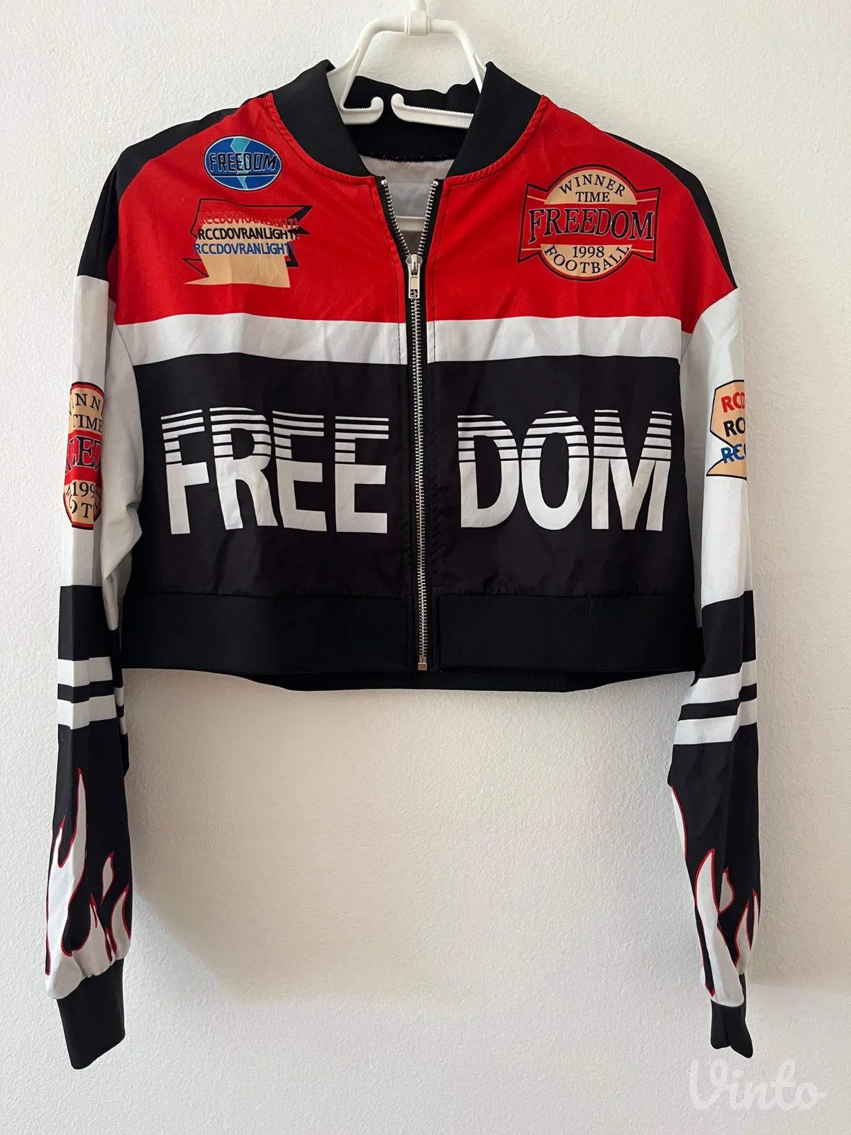 Dva Moto crop duksa