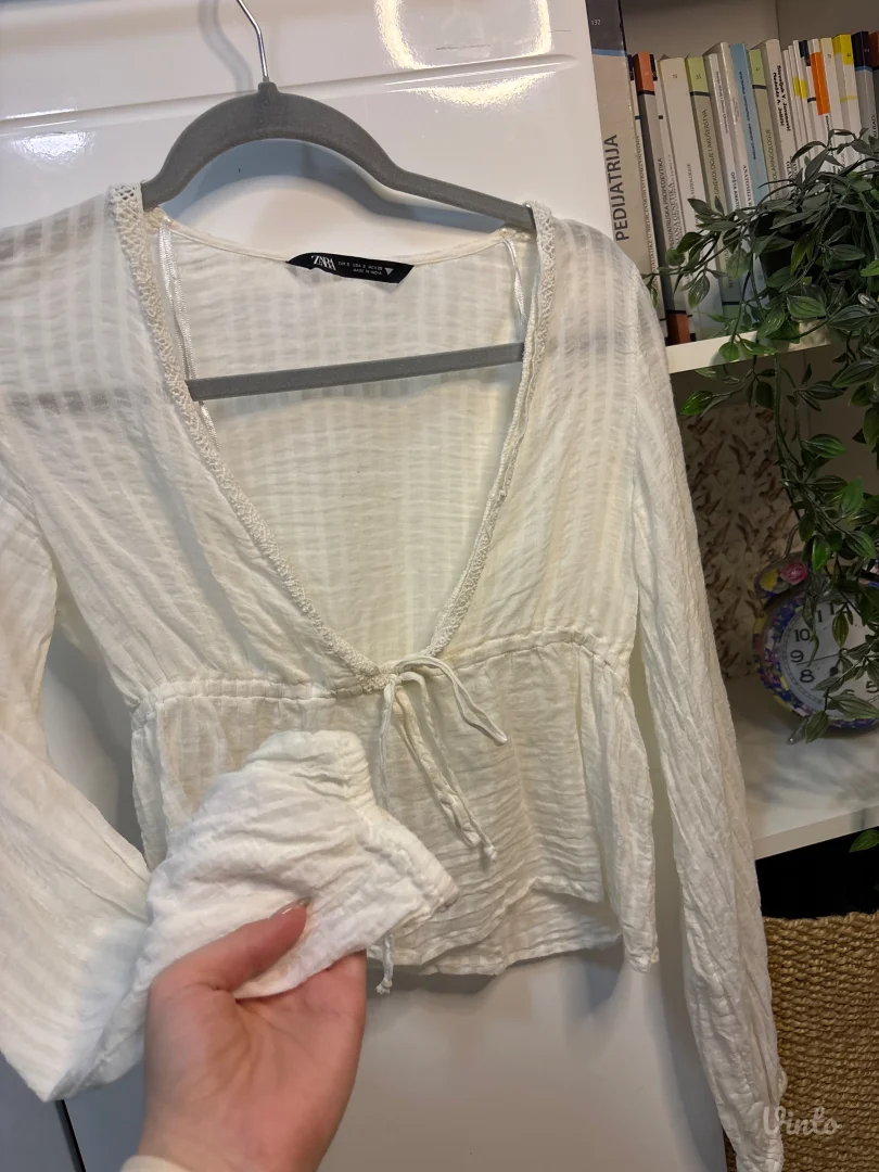 Zara tanka košuljica