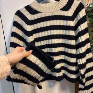 H&M dzemper na pruge