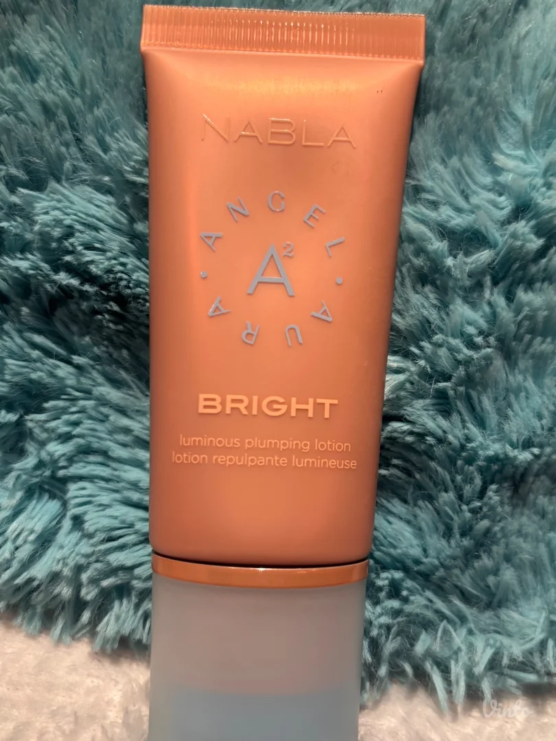 nabla luminous plumping lotion
