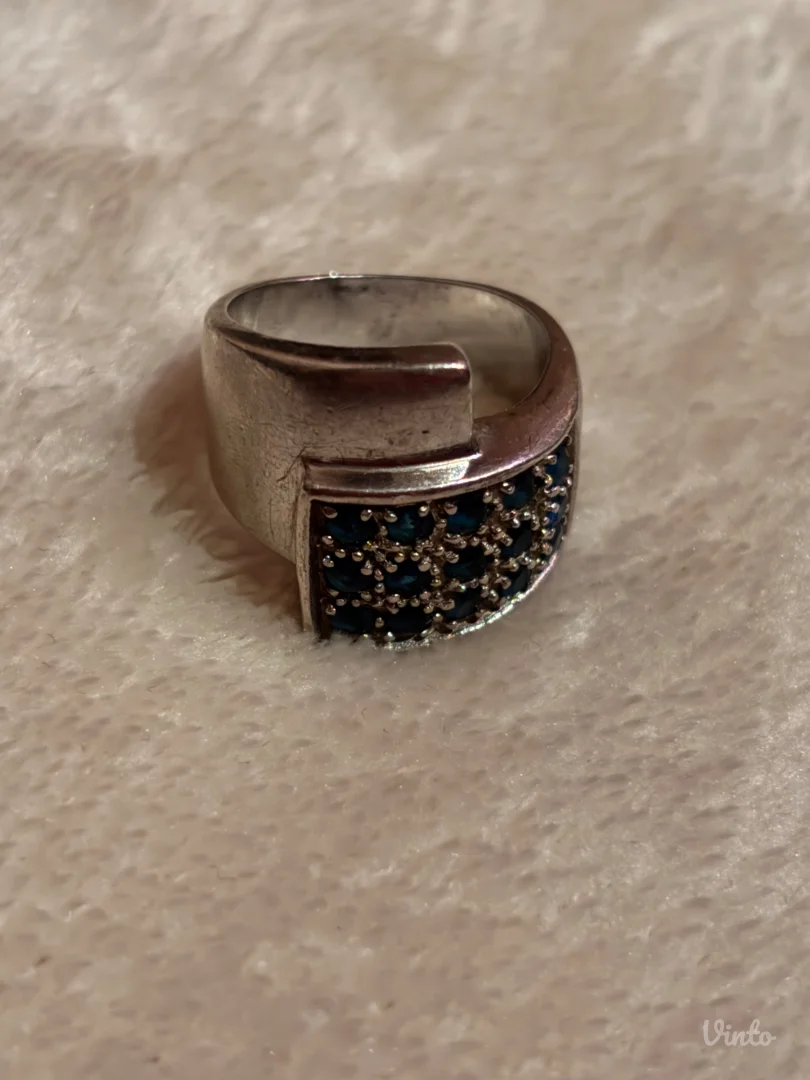 antikvarni damski prsten