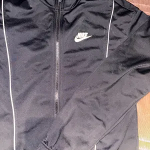 original nike komplet trenerka xs