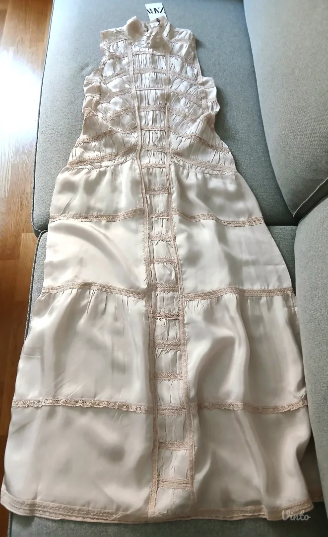 ZARA lux haljina.Novo.