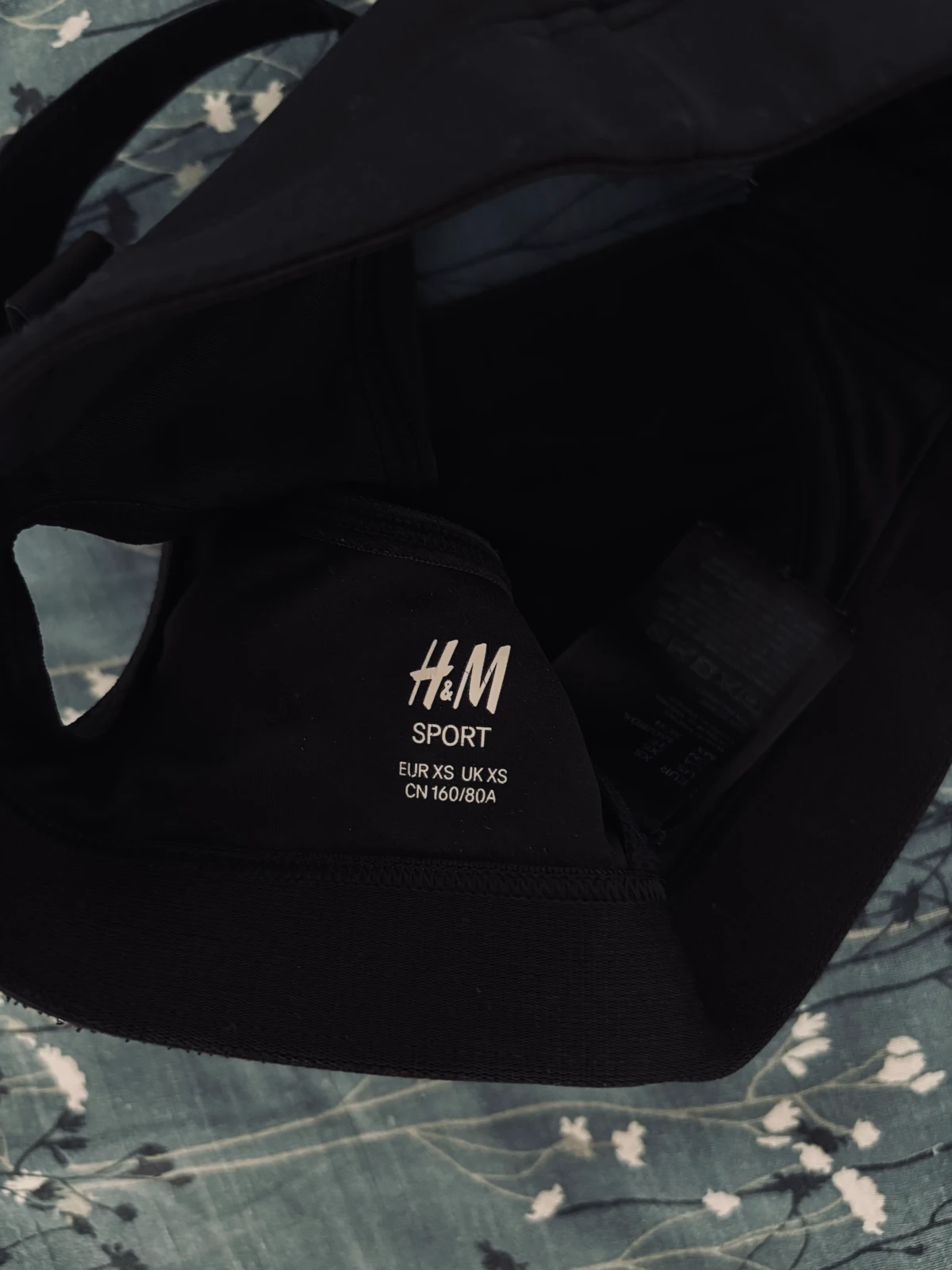 H&M sportski brus