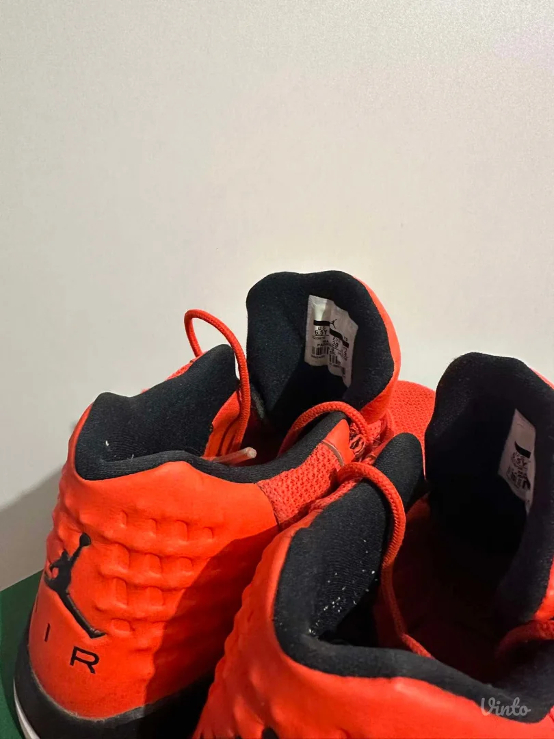 NIKE Air Jordan Academy Red