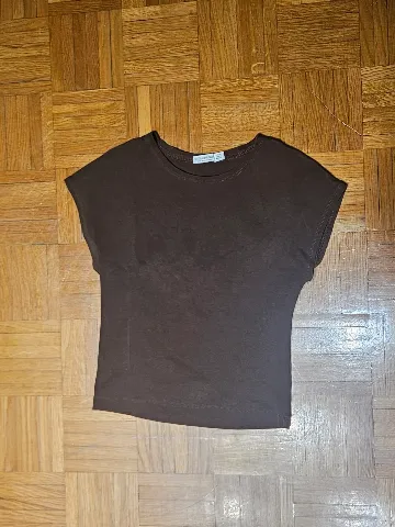Braon crop majica