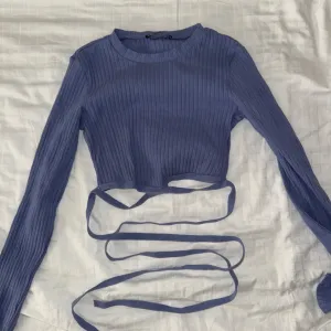 Zara- plavi crop top