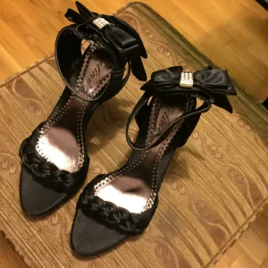 Nove satenske sandale br.38