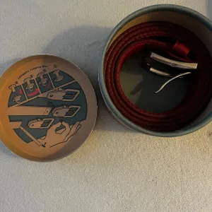 Nov ženski kaiš Manual M