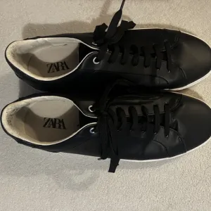 ZARA MAN patike br. 41