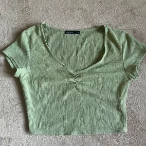 House - zeleni crop top