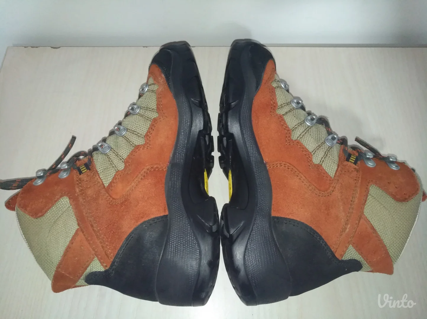 Alpina zimske cipele za planinarenje br 36 ( 23 cm) VIBRAM