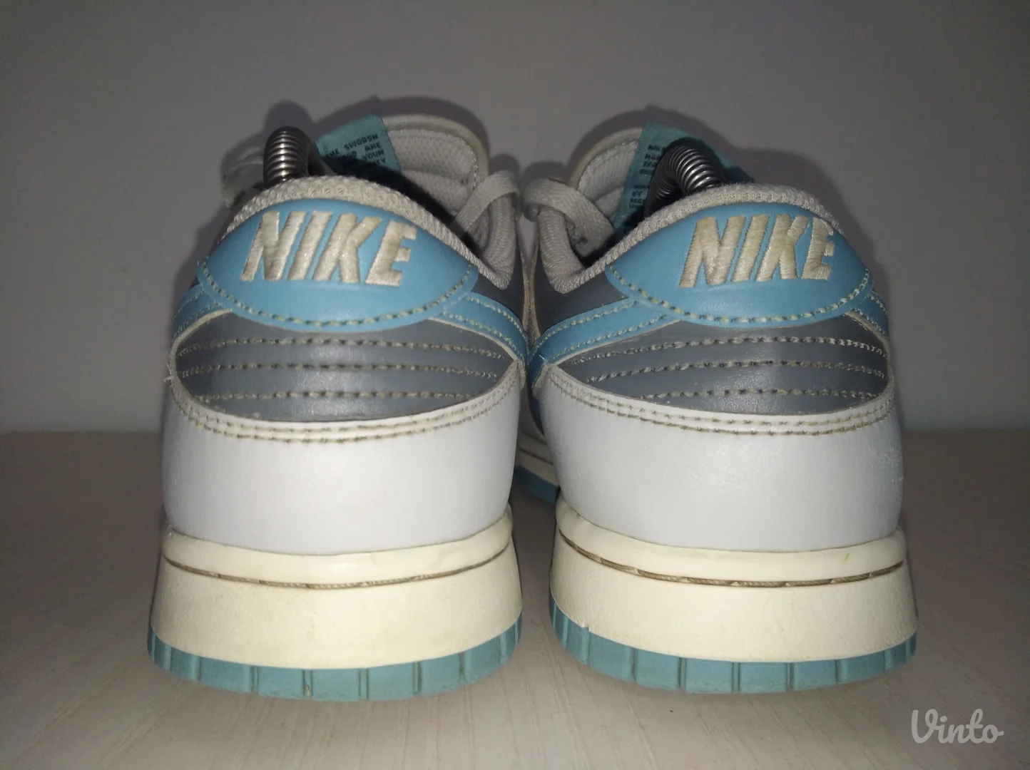 Nike unisex patike broj 41 ( 26 cm)