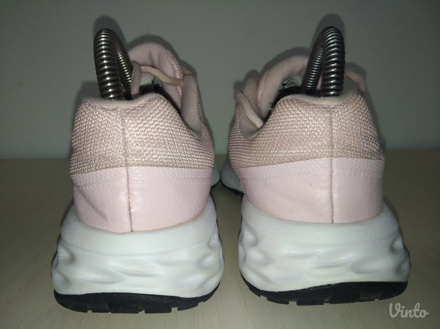 Nike patike Revolution 6 broj 37,5 ( 23,5) ORIGINAL