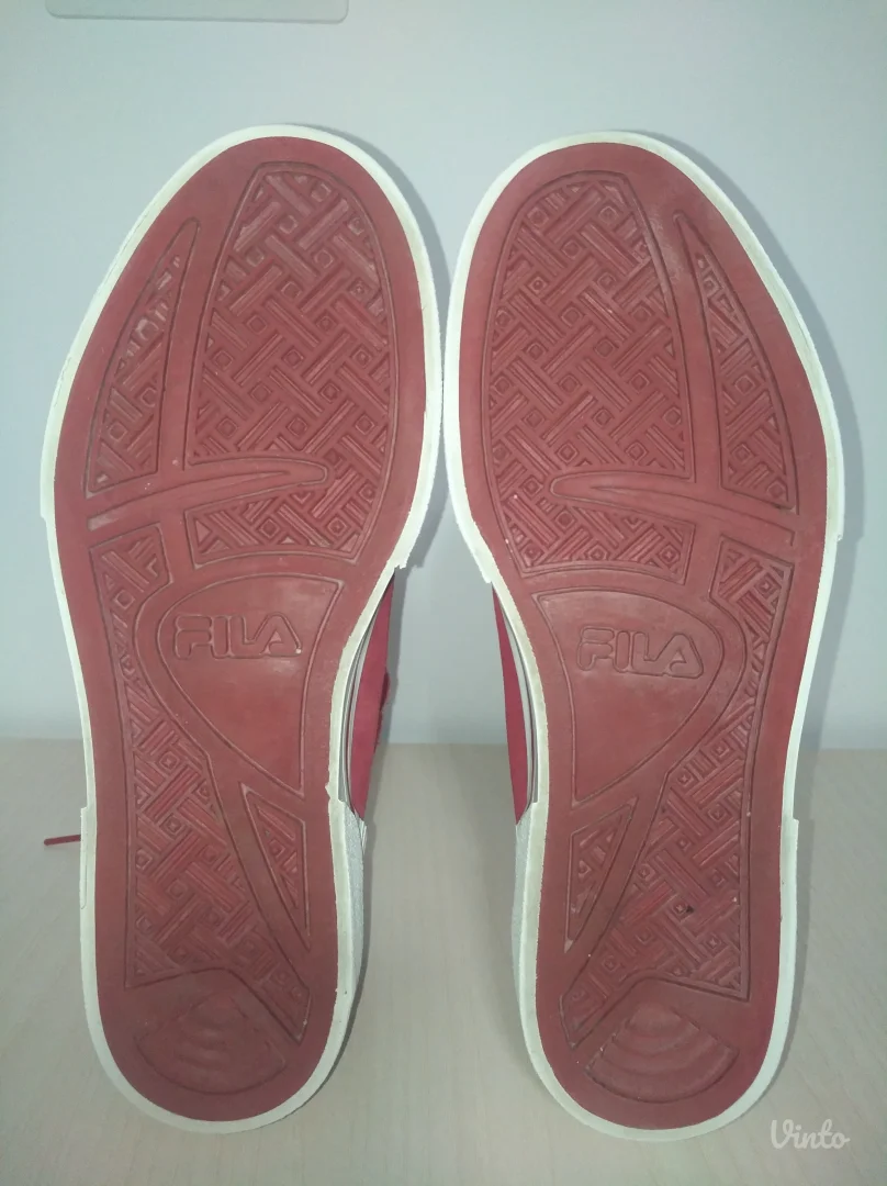 Fila kozne zenske patike broj 40 ORIGINAL