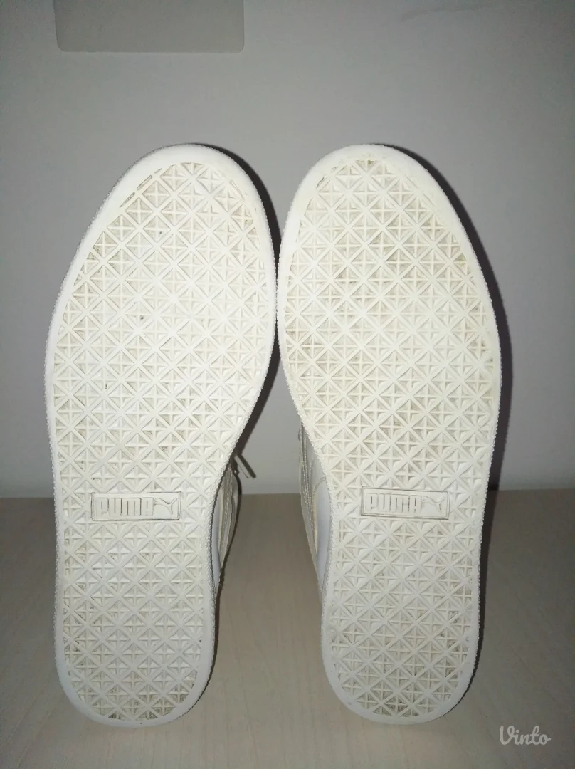 Puma ženske duboke kožne patike broj 39 (25 cm)