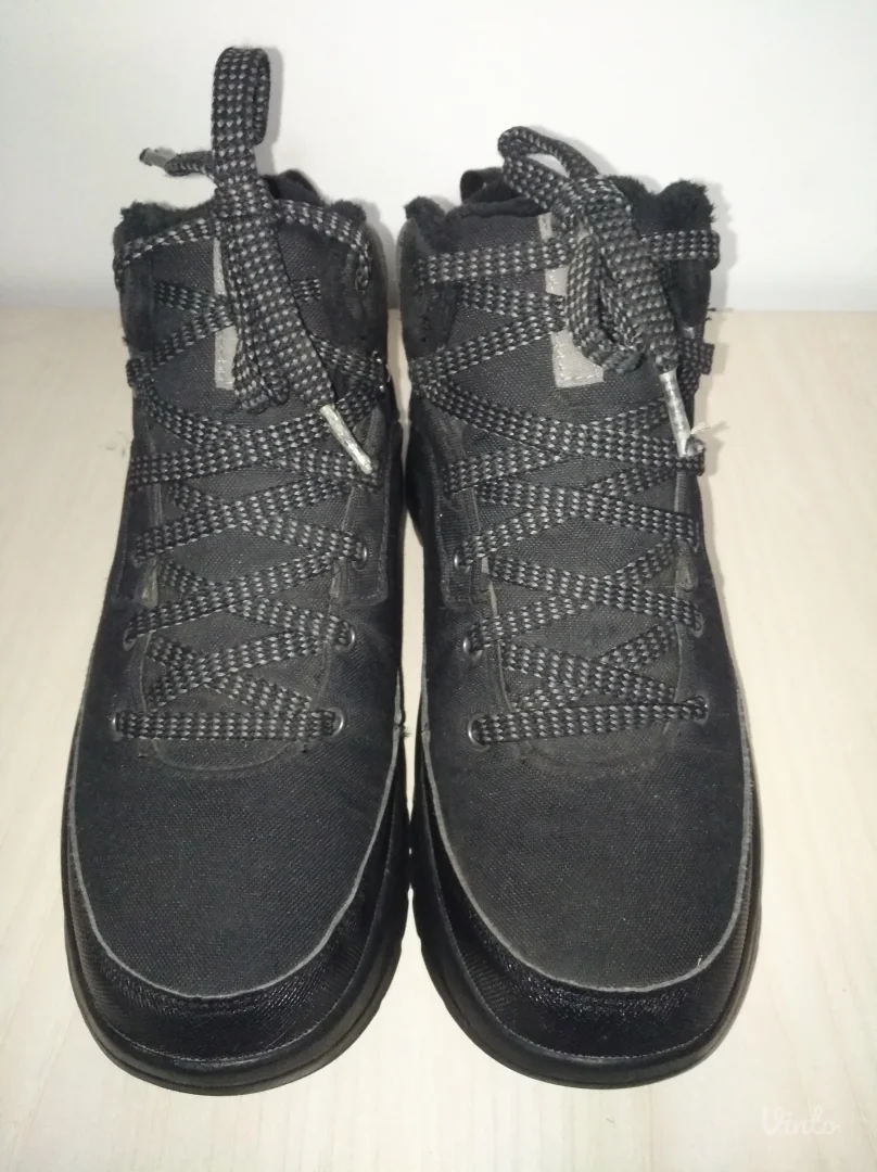 Quechua unisex ultra-tople i vodootporne cipele br 39