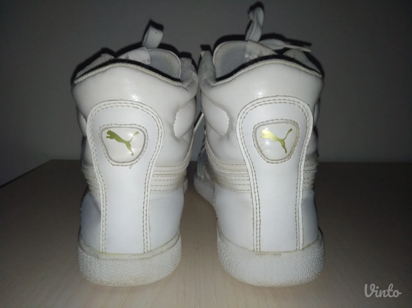 Puma ženske duboke kožne patike broj 39 (25 cm)