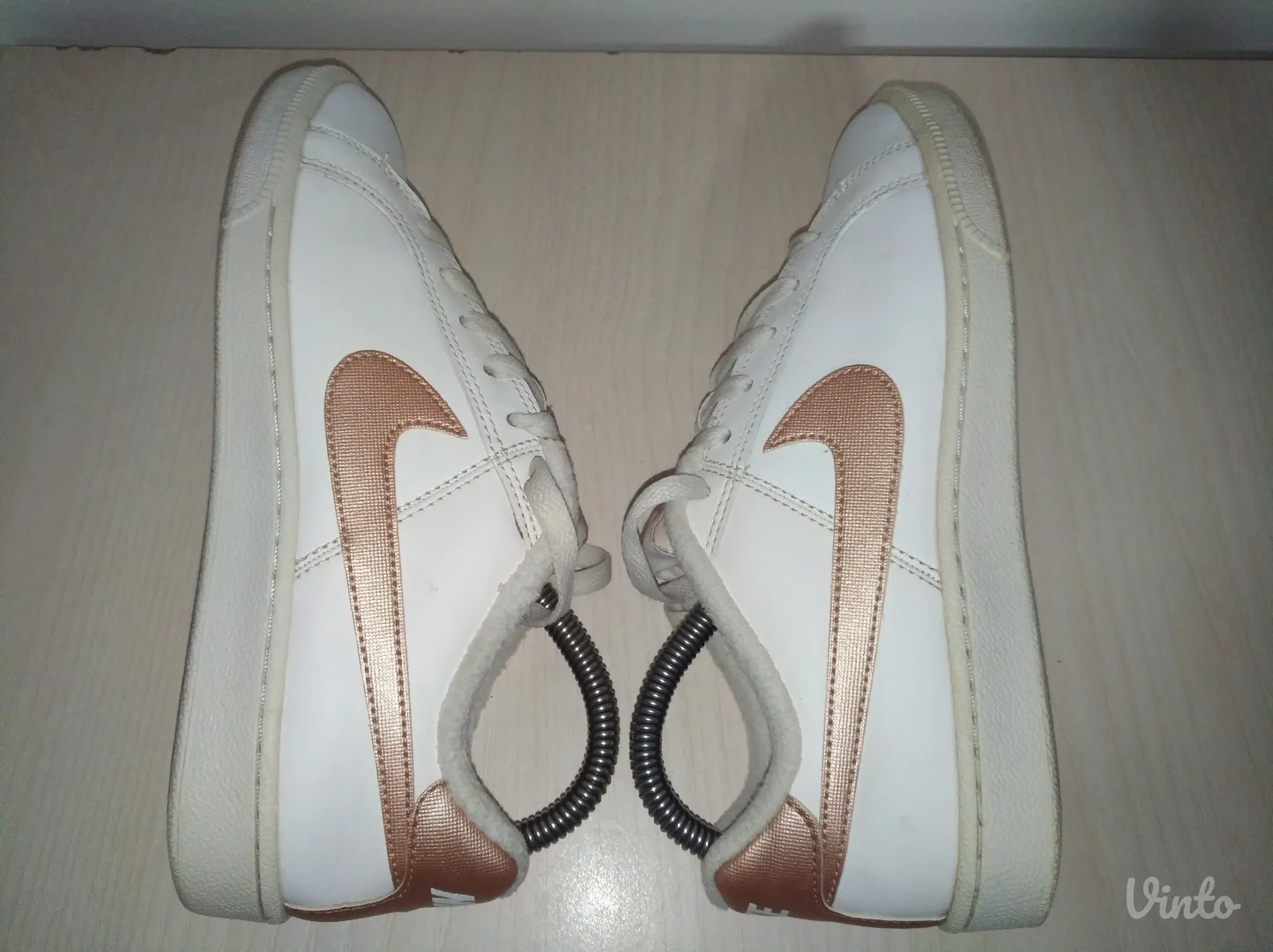 Nike Court Royale zenske patike br 38 ( 24 cm)