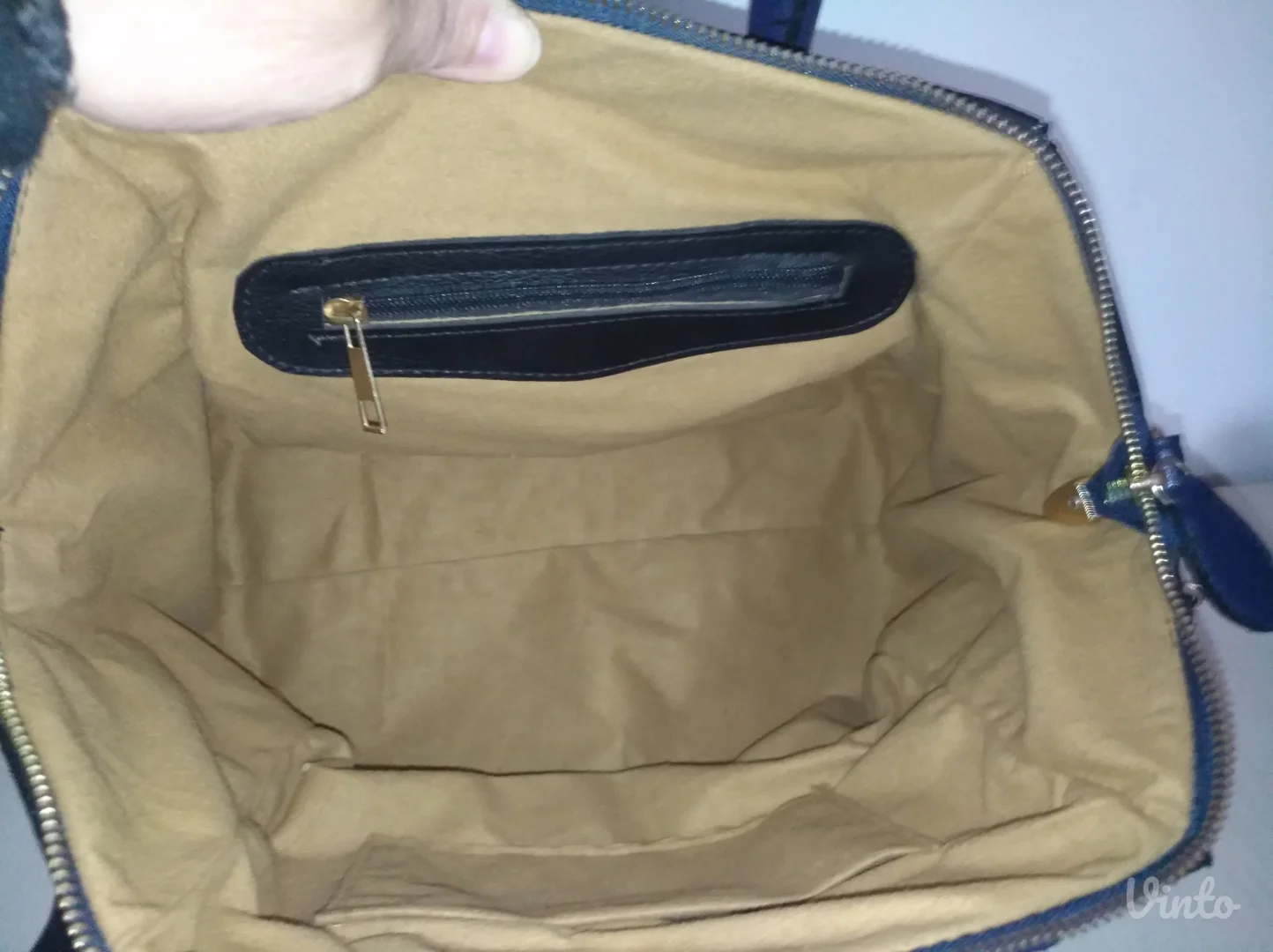 Givenchy zenska tašna teget plava