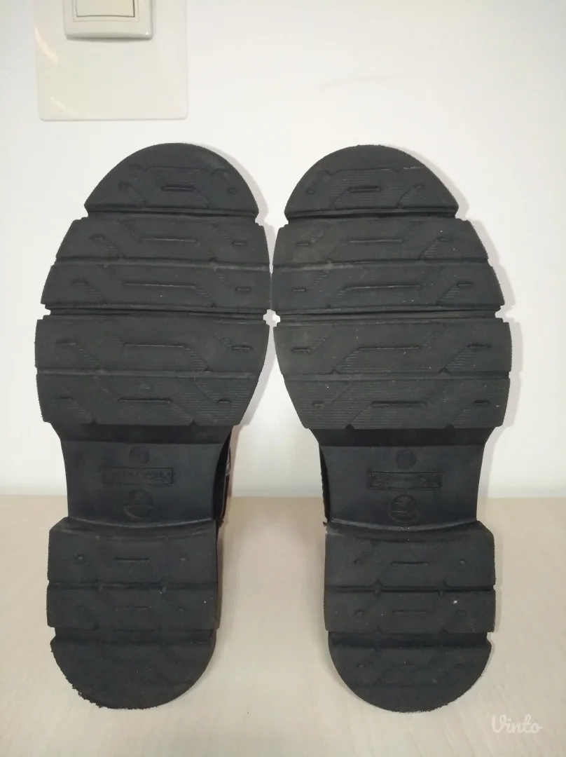 Tamaris kozne zenske cizme br 38 ( 24,5 cm)