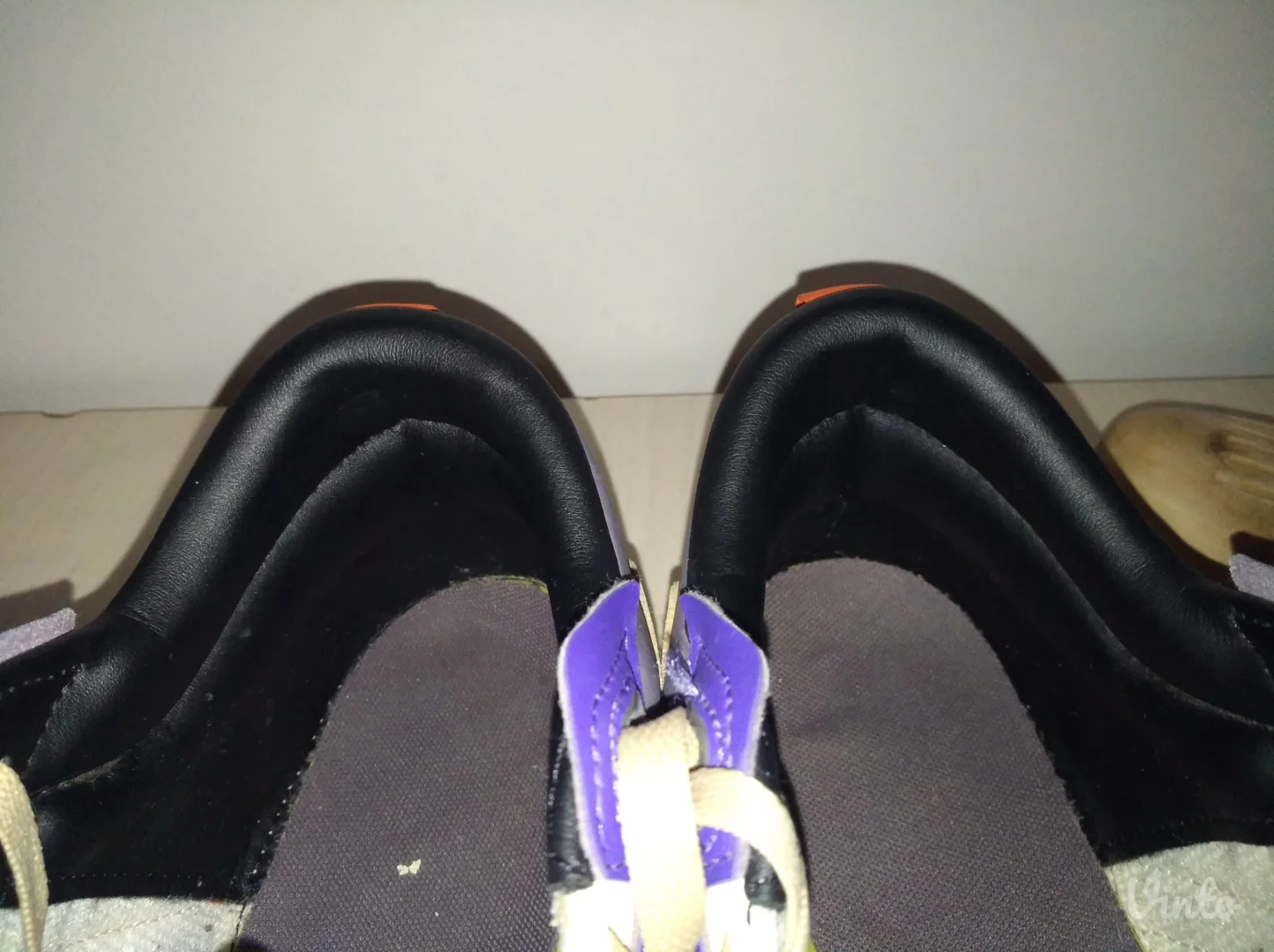 Adidas muske patike br 42,5 ( 27 cm) ORIGINAL