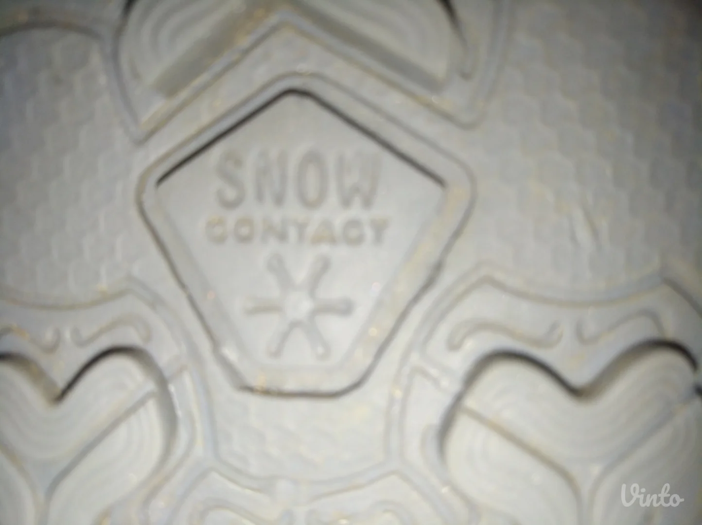 Quechua decije vodootporne cizme za sneg br 35/36