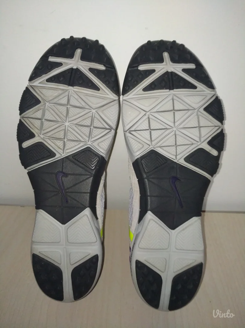 Zenske patike za trcanje Nike Lunar Element br 40,5 ( 25,5)