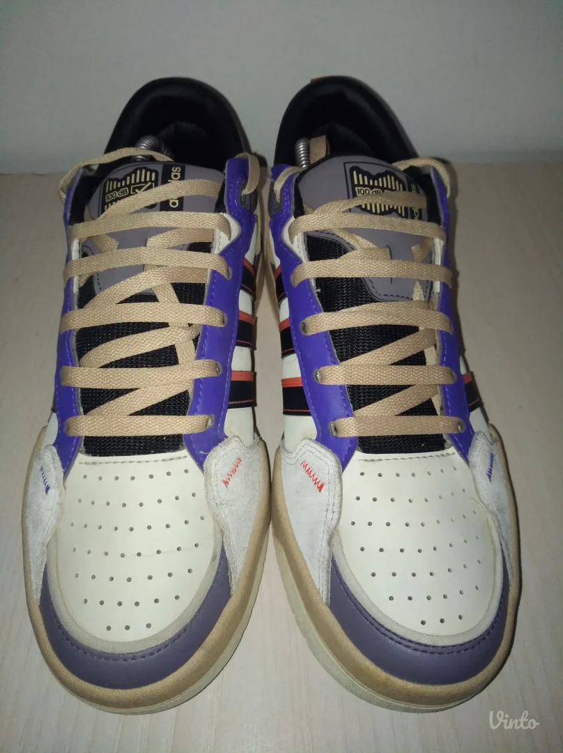 Adidas muske patike br 42,5 ( 27 cm) ORIGINAL