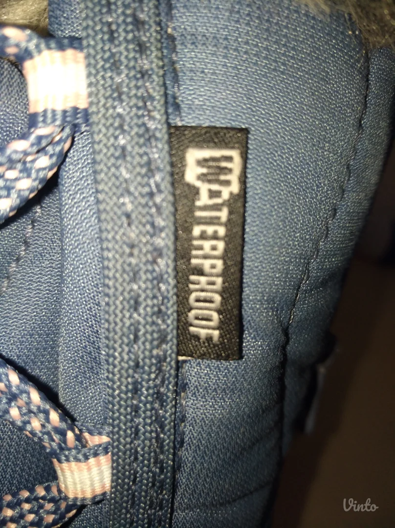 Quechua decije vodootporne cizme za sneg br 35/36