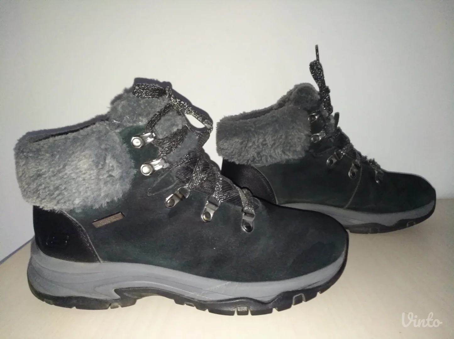 Skechers TREGO ženske vodootporne postavljene čizme broj 39