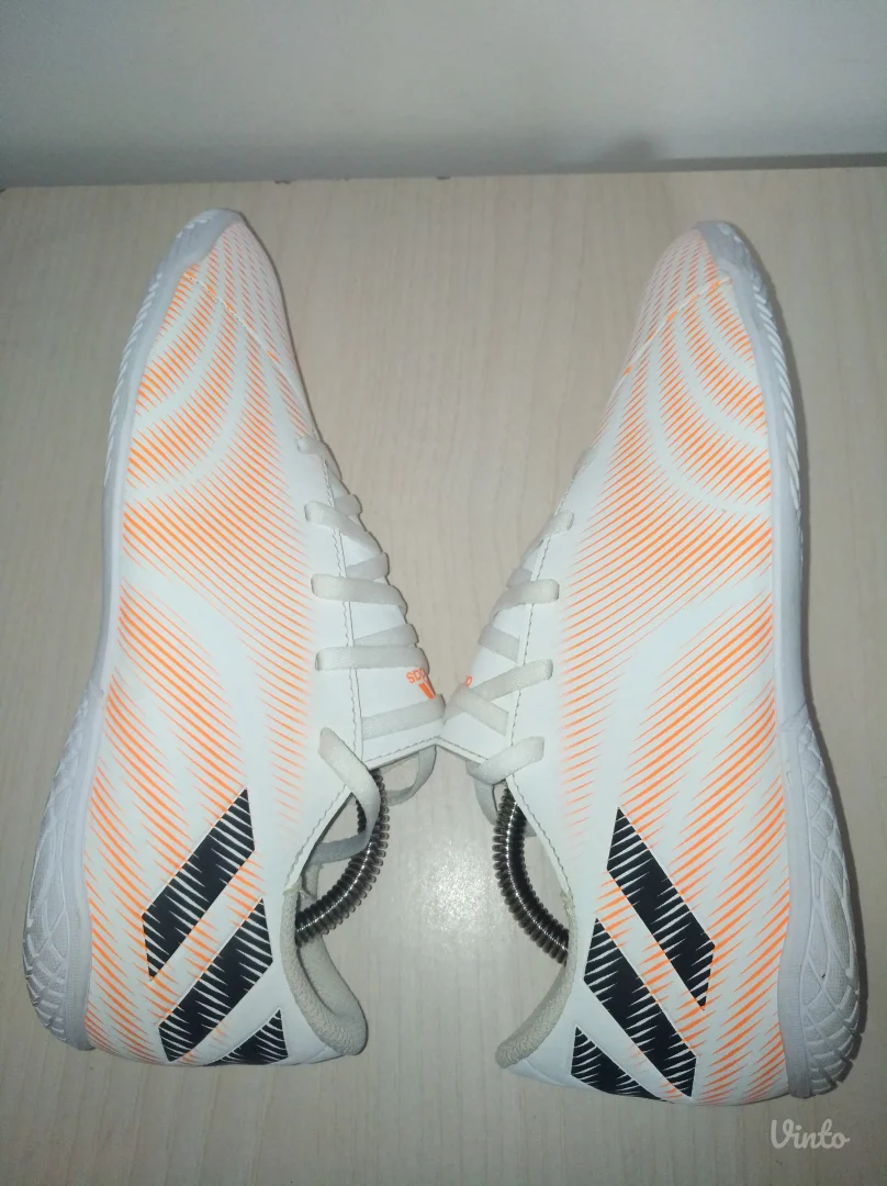 Adidas Nemeziz patike za fudbal 38,5 original (24 cm)