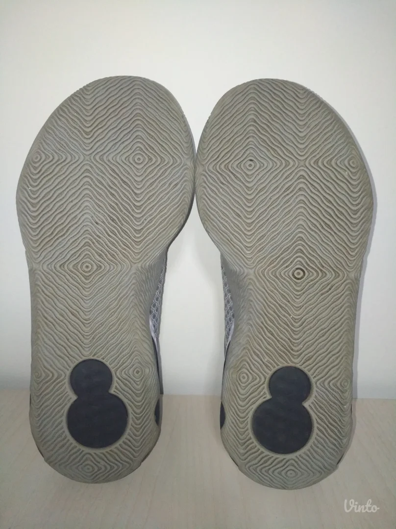 NIKE muske patike renew elevate 2 M broj 42,5 (27 cm)